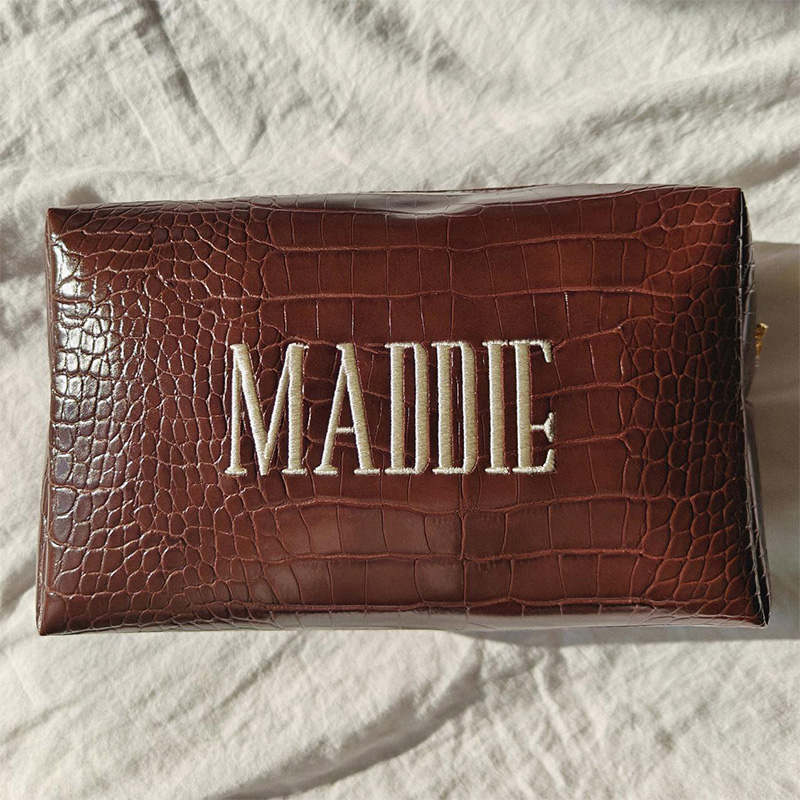 Pochette de maquillage brodée  - Travel Accessories Gifts For Her avis et prix